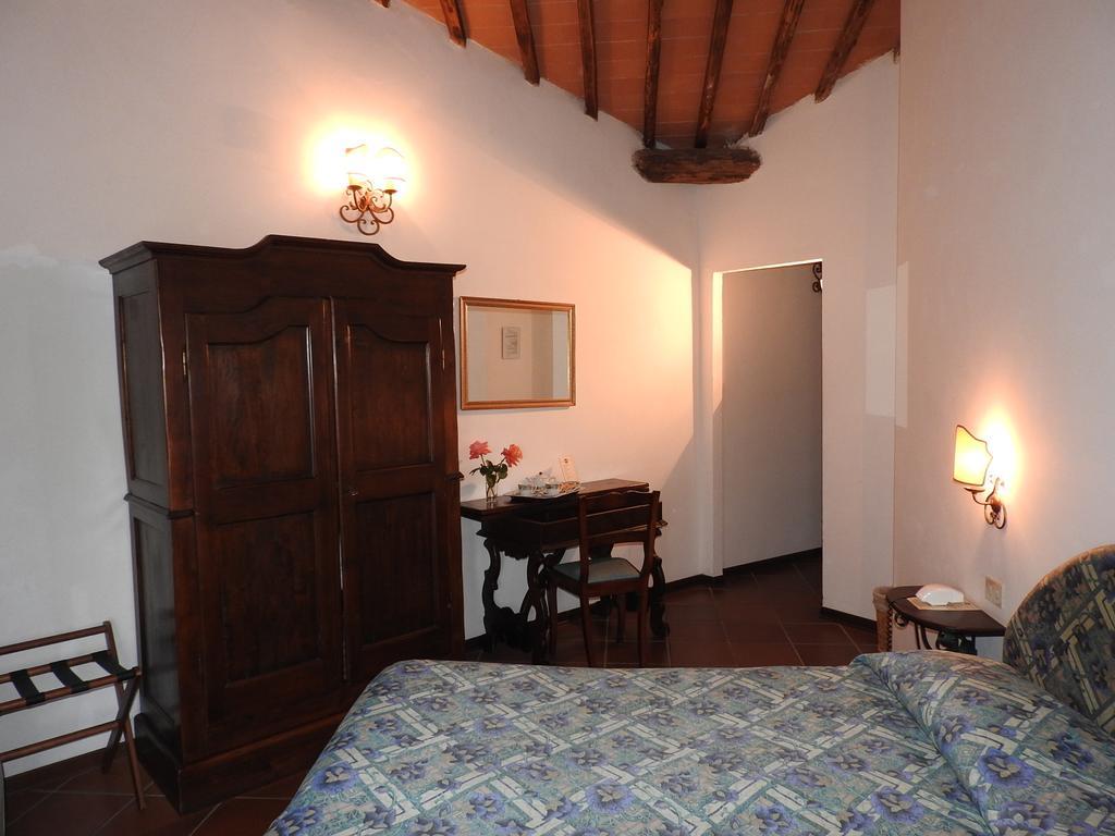 Гостевой дом Relais Borgo Di Toiano Совичилле Экстерьер фото